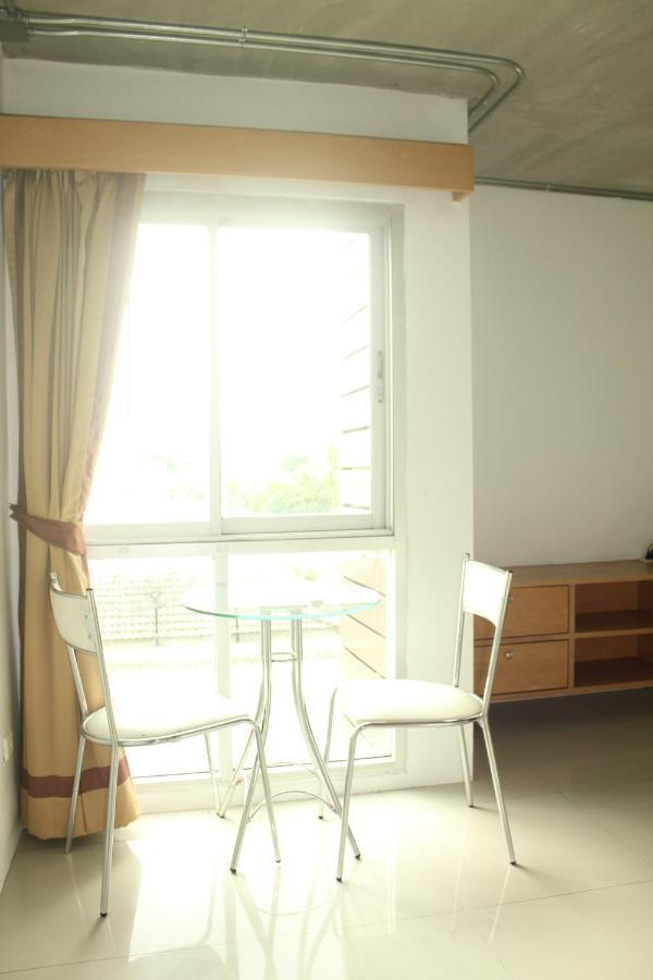 Bansabai Sabaidee Service Apartment Bangkok Exteriér fotografie